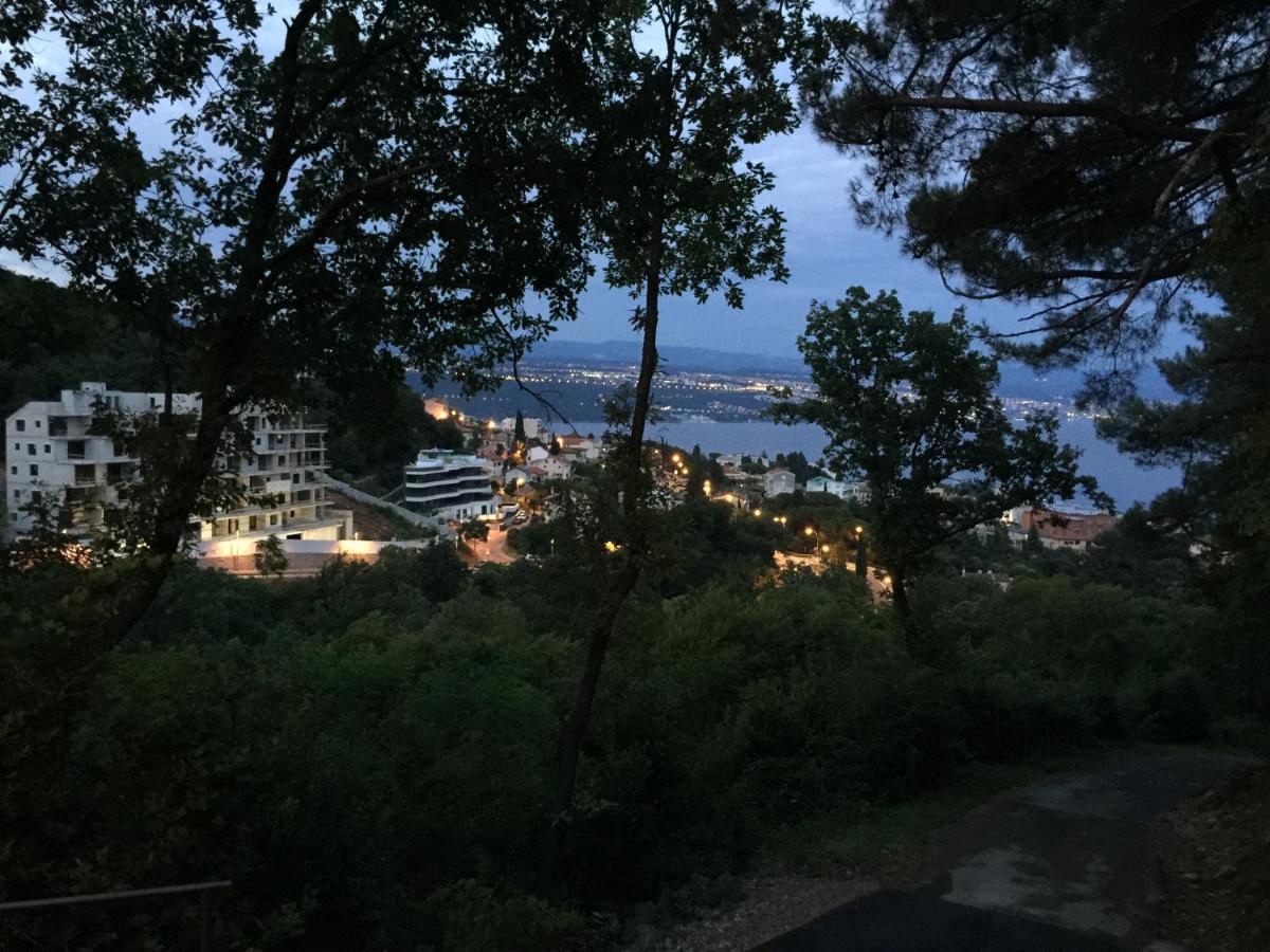 Vacation Home Lucija Slatina  المظهر الخارجي الصورة