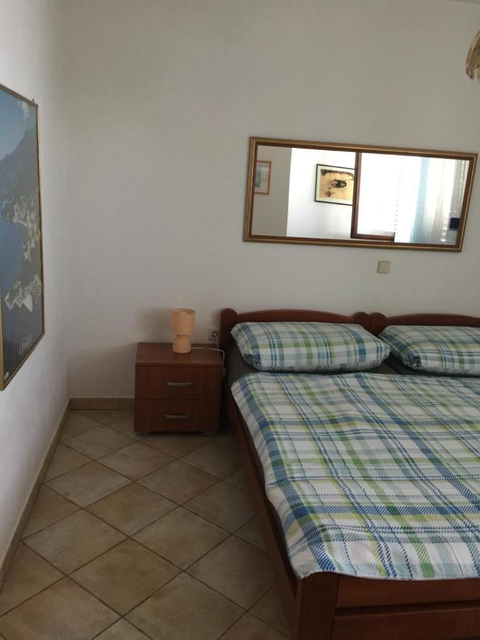 Vacation Home Lucija Slatina  المظهر الخارجي الصورة