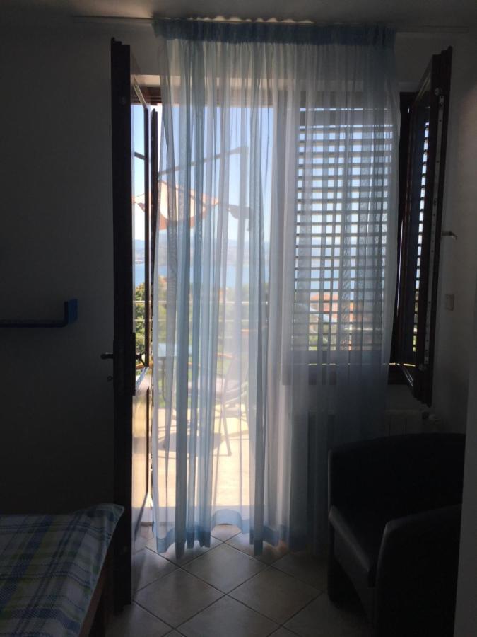 Vacation Home Lucija Slatina  المظهر الخارجي الصورة