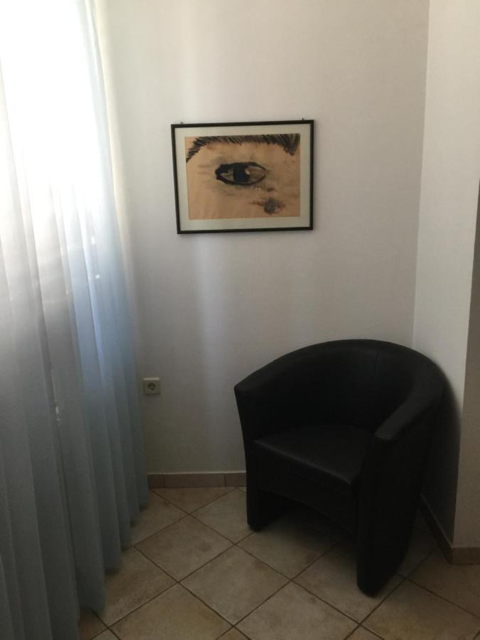Vacation Home Lucija Slatina  المظهر الخارجي الصورة