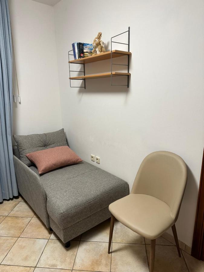 Vacation Home Lucija Slatina  المظهر الخارجي الصورة