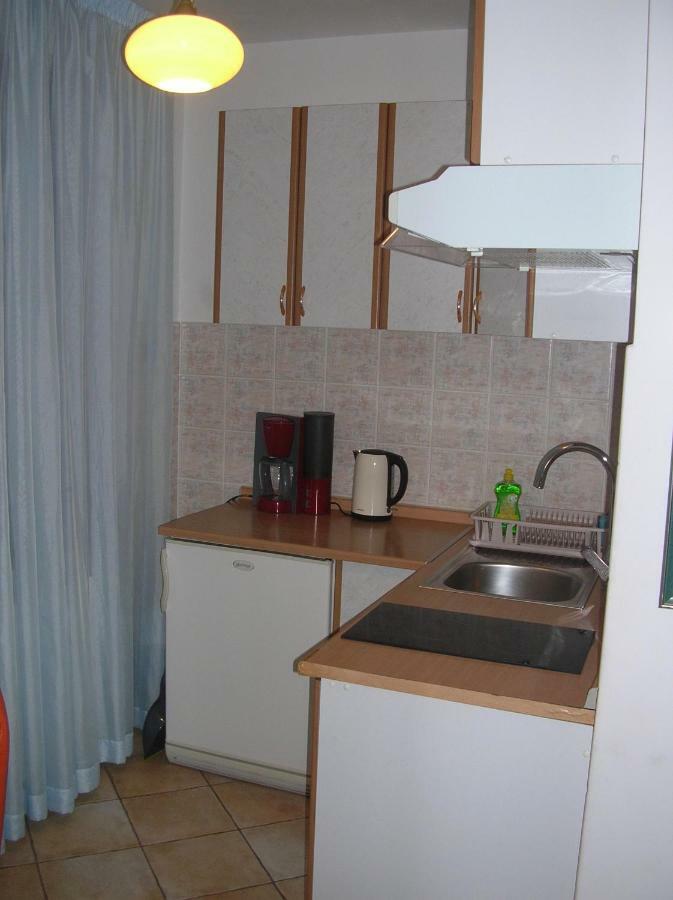 Vacation Home Lucija Slatina  المظهر الخارجي الصورة