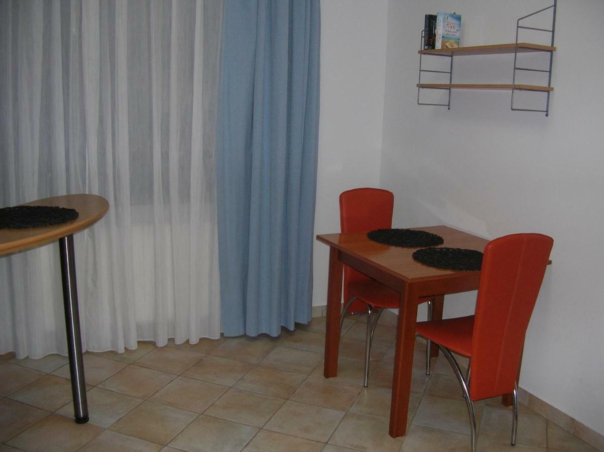 Vacation Home Lucija Slatina  المظهر الخارجي الصورة